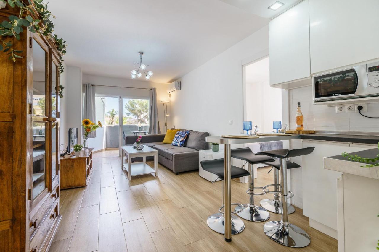 Malagasuite Comfort Home And Pool Торремолінос Екстер'єр фото