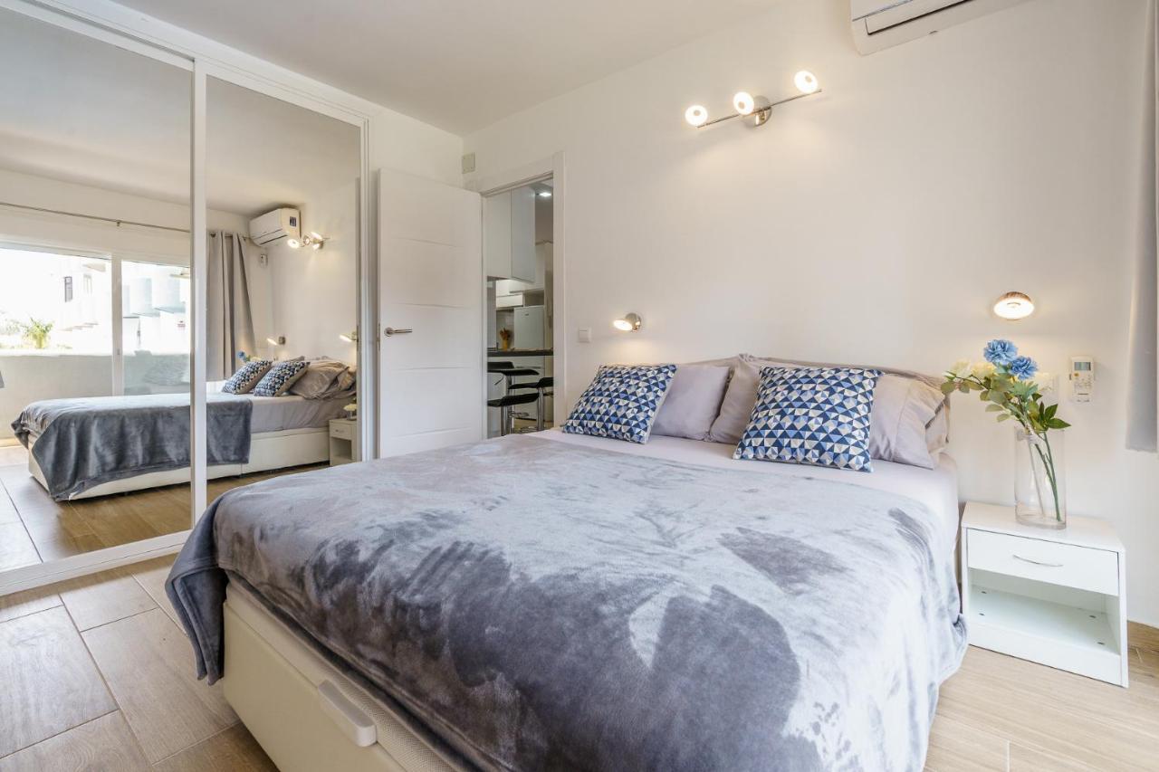 Malagasuite Comfort Home And Pool Торремолінос Екстер'єр фото